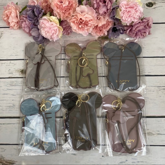 Mickey Mouse Lanyard Credit Card Holder Keychain - Picture 13 of 13